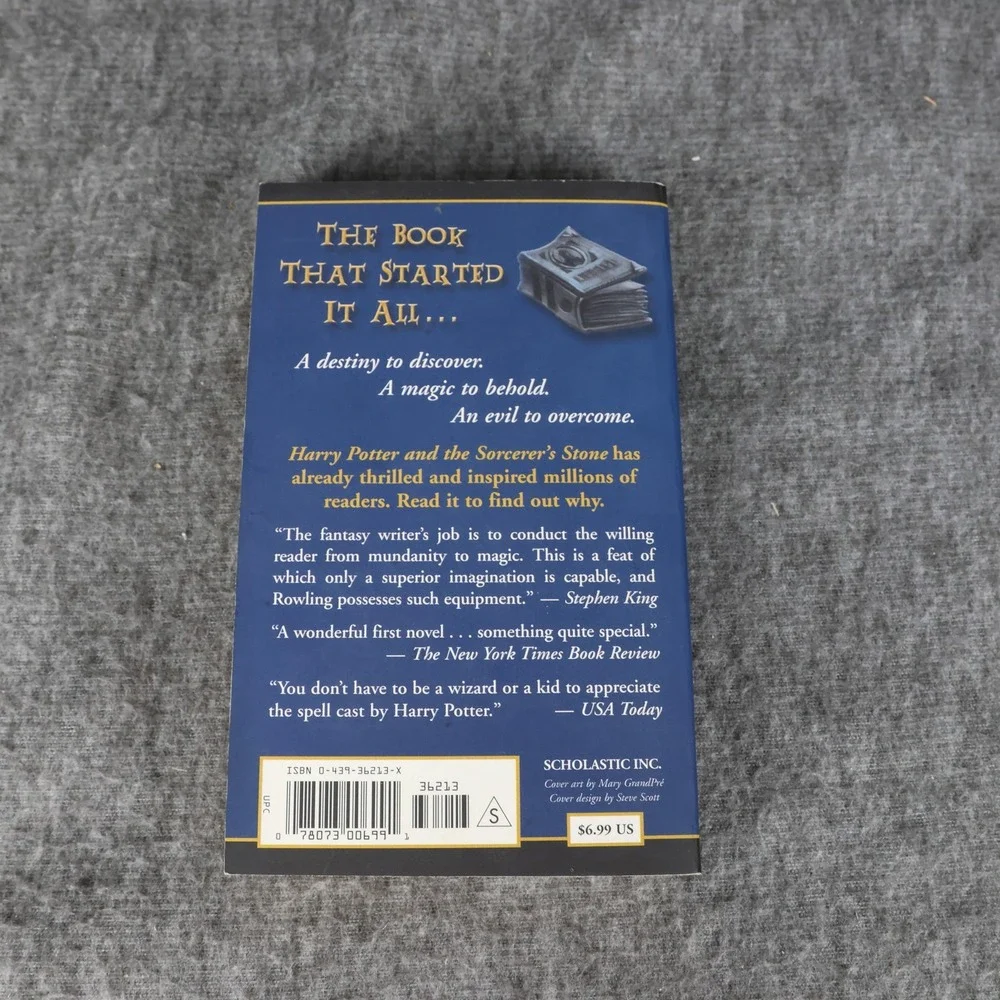 Harry Potter And The Sorcerer's Stone J.K. Rowling Blue PB Scholastic Fantasy